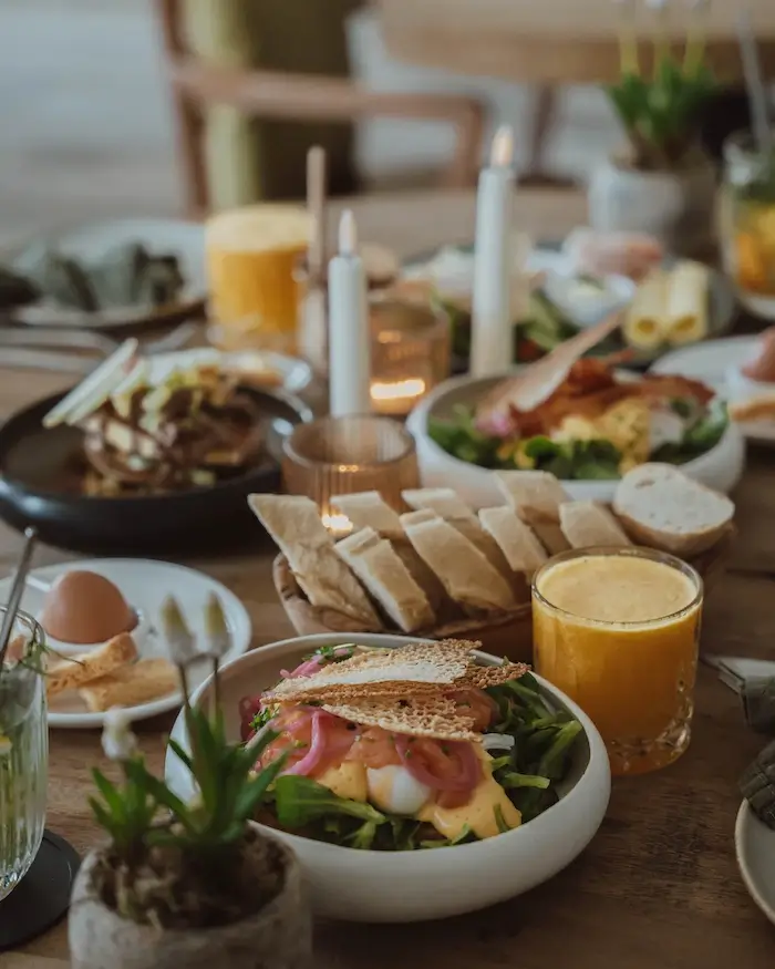 Frühstückstisch